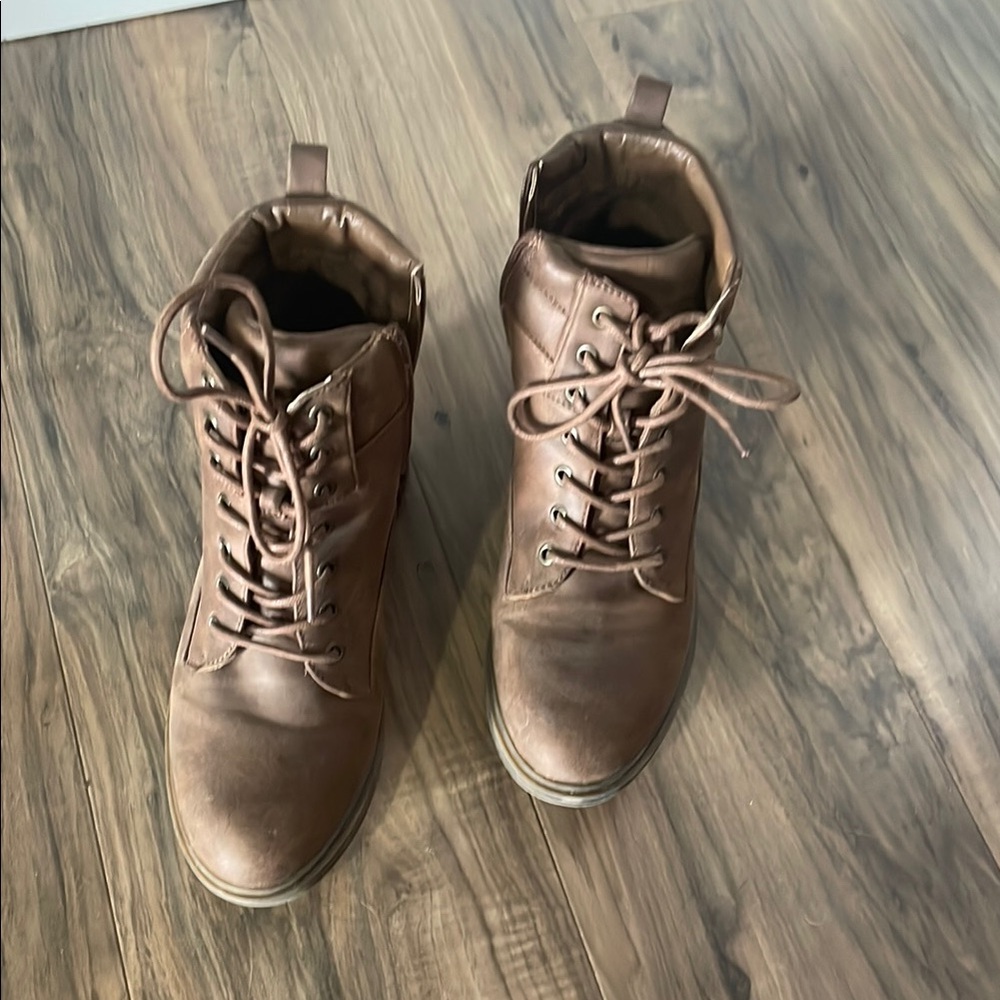 Brown Heeled Boots with Lace-Up Design